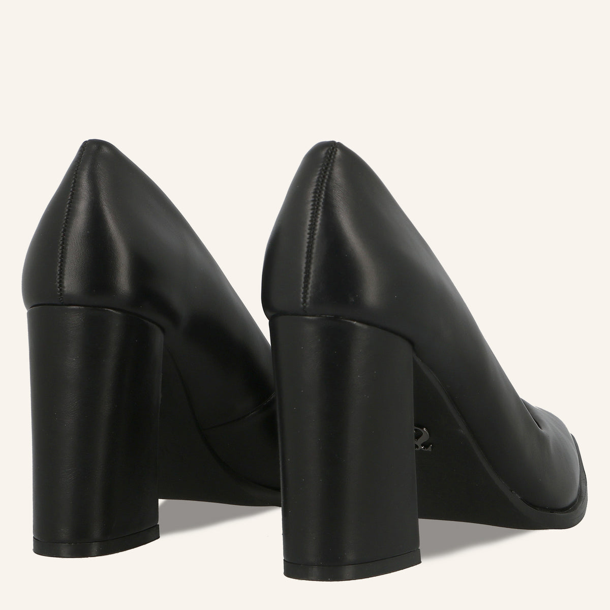 Décolleté Texas Black con Tacco Largo | Solo Soprani