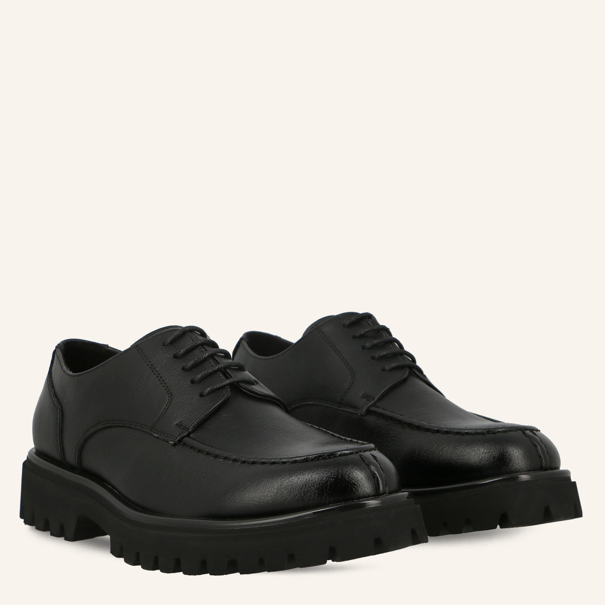 Derby con Cucitura a Vaschetta Berny in Pelle Black | Solo Soprani