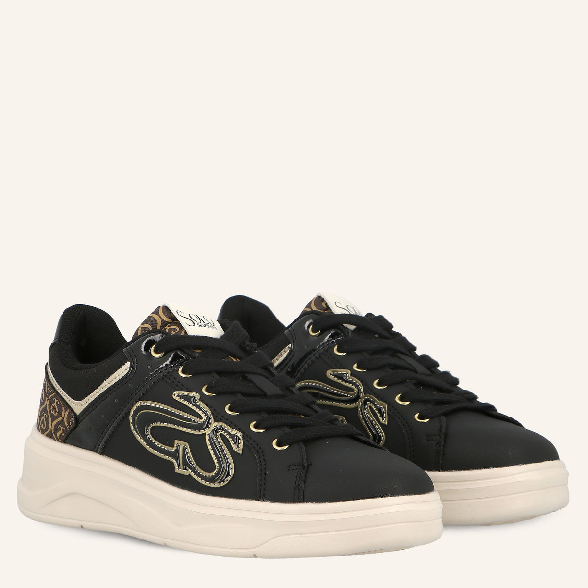 Sneakers Patent Logo Black con Dettaglio Monogram | Solo Soprani