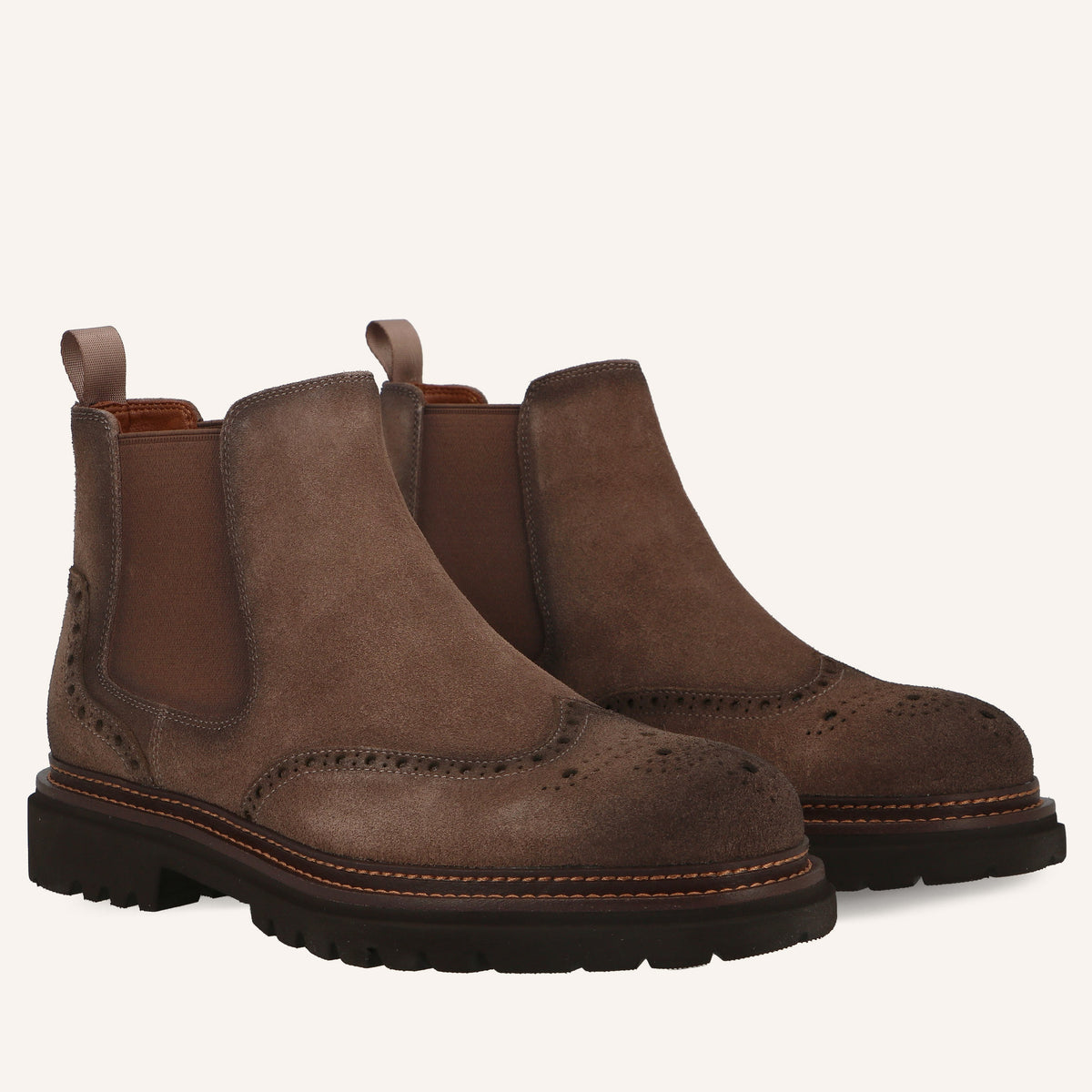 Stivaletto Chelsea Brogue Zigor in Suede Marrone Chiaro | Solo Soprani