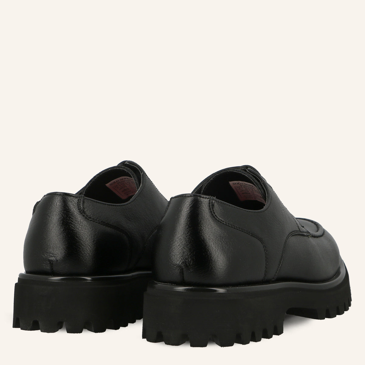 Derby con Cucitura a Vaschetta Berny in Pelle Black | Solo Soprani